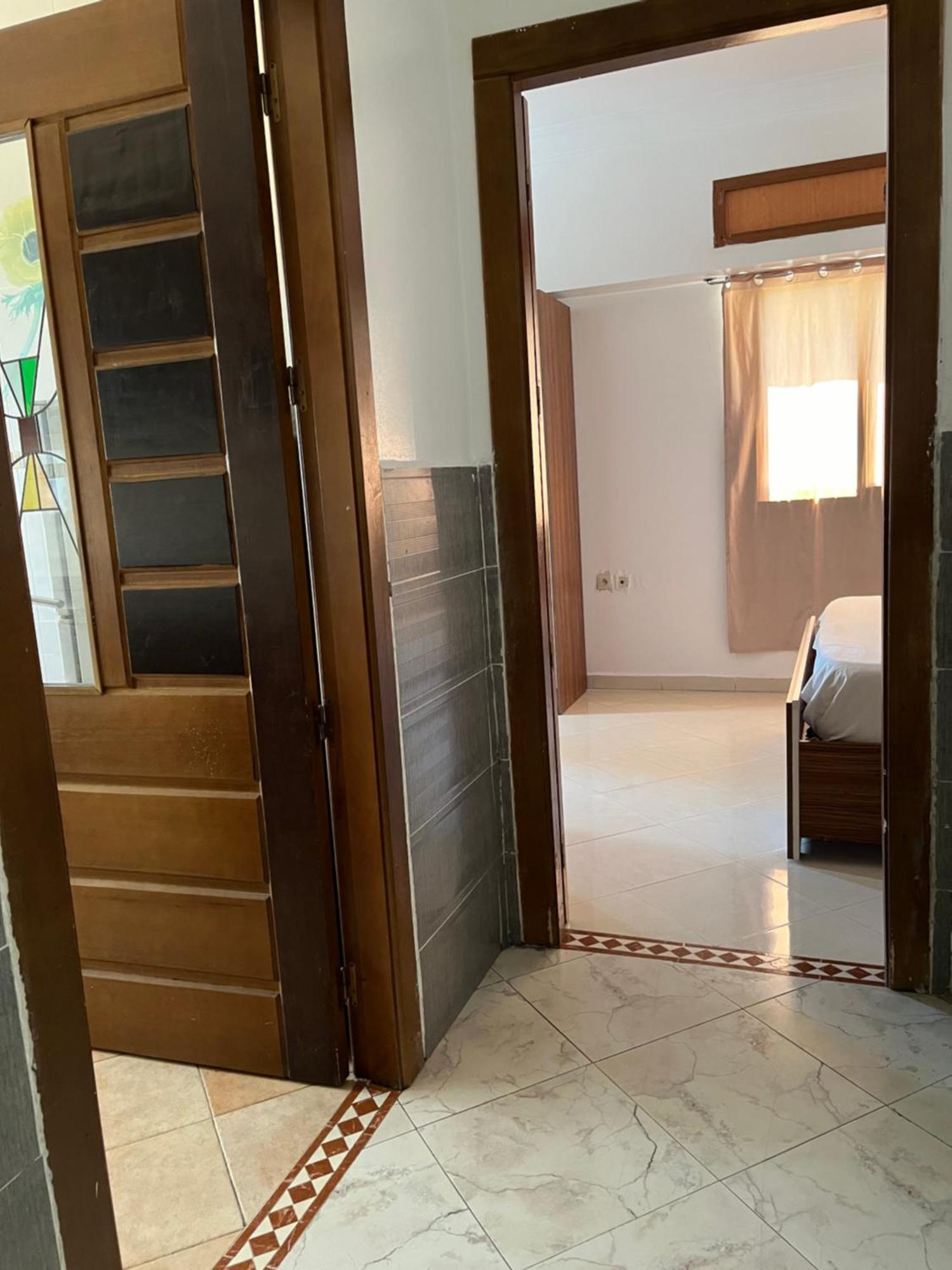 Eris Plage Tanger Playa Gare Du Train Apartment Bagian luar foto